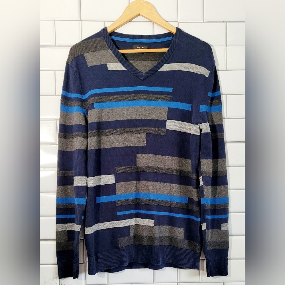 Alfani Mens V-Neck Color Black Sweater 100% Cotton Color Blue Gray Medium Weight